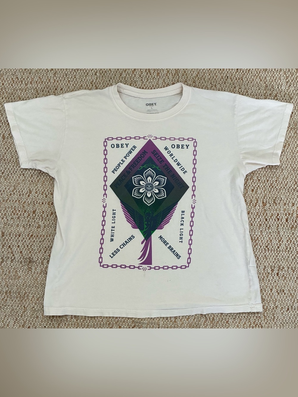 Obey Women’s Graphic Tee Size M/L White Streetwear Skater Top Good Condition